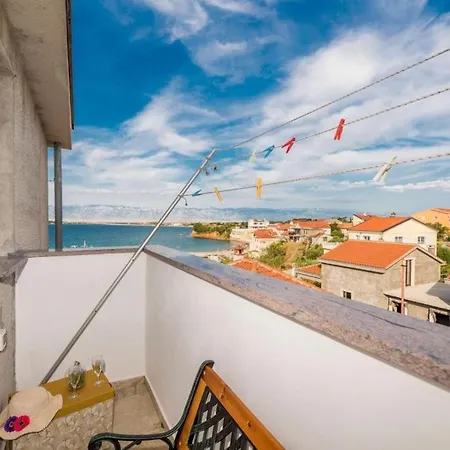 Apartments Delfin With Seaview 100 Meters From The Sea - By Ta Leut Agency Privlaka  Exterior photo