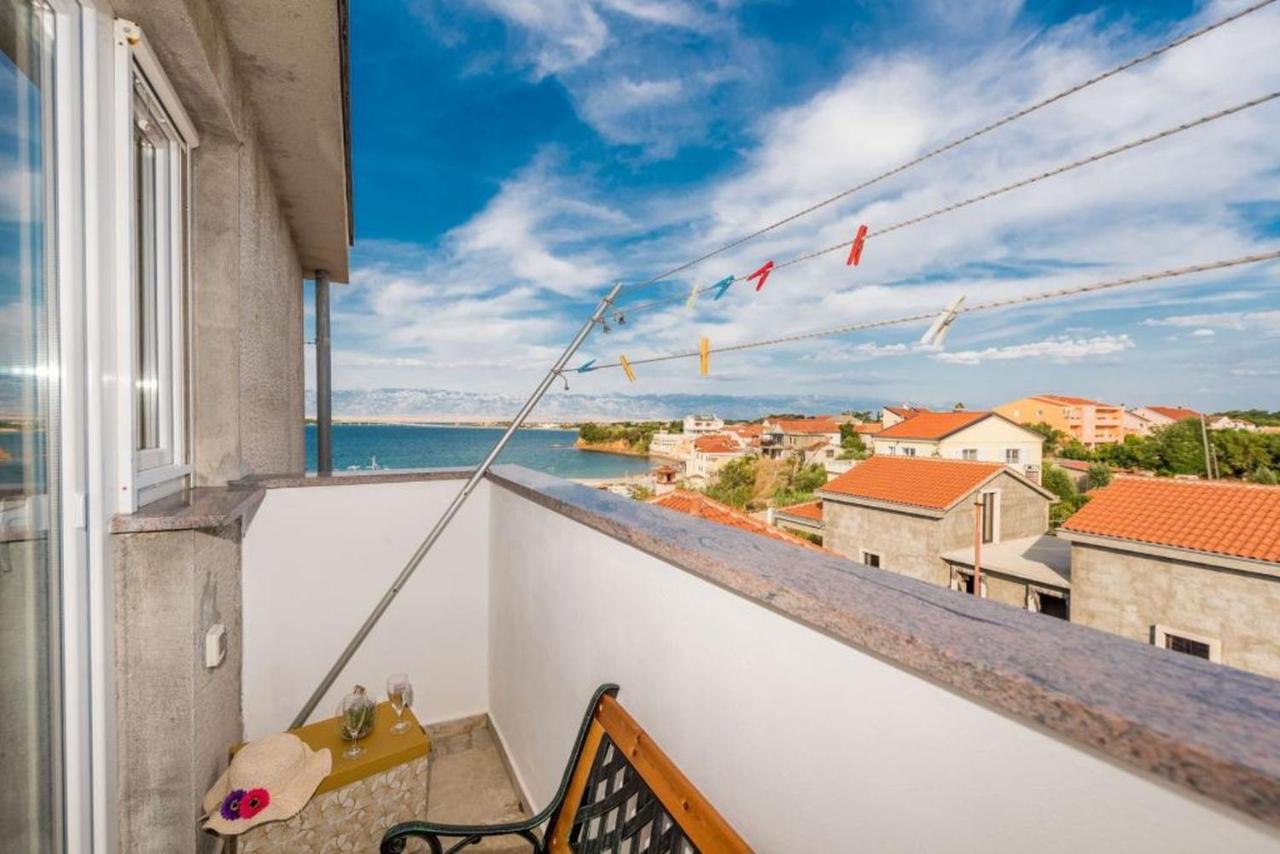 Delfin With Seaview 100 Meters From The Sea - By Ta Leut Agency *