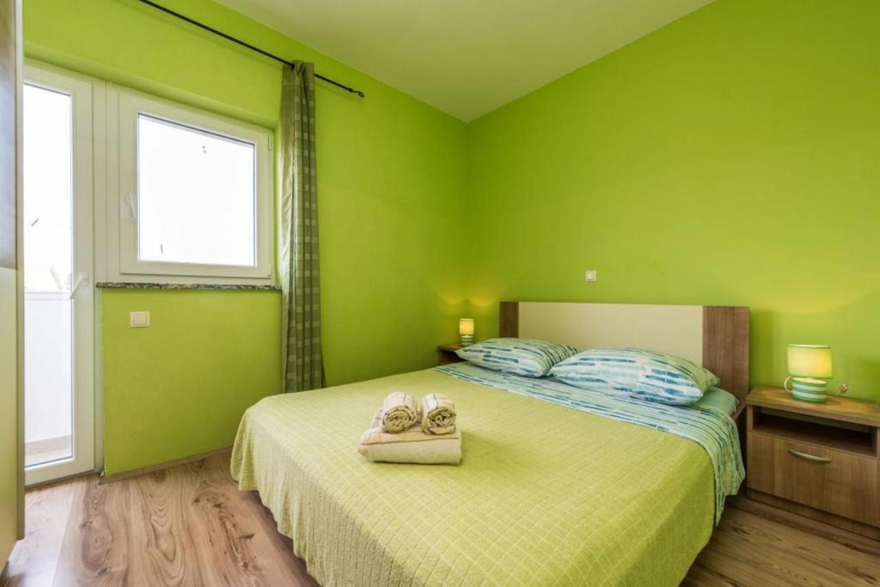 Delfin With Seaview 100 Meters From The Sea - By Ta Leut Agency Apartment *